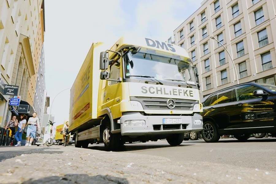 LKW bei Büroumzug